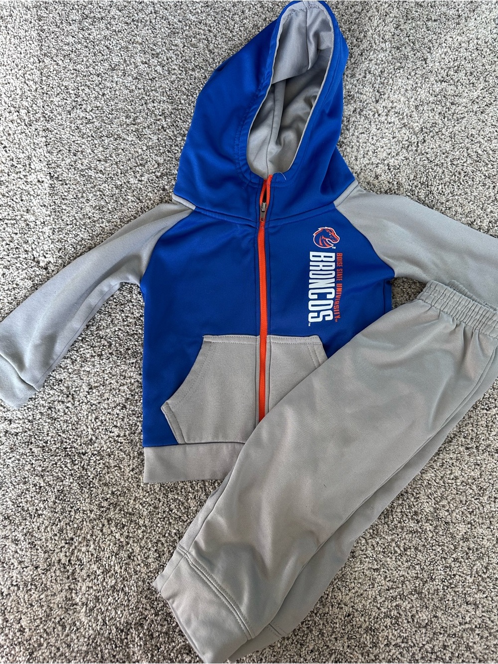 3 for $15 💜Boise State Broncos Kids Hoodie & Sweatpants Set